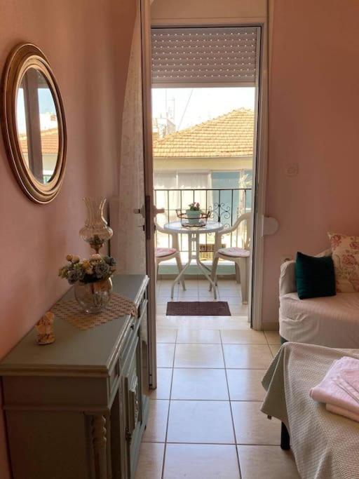Nina'S House In The Center Of Volos Bagian luar foto